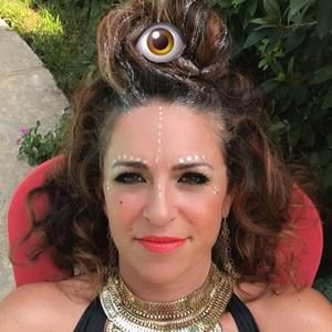 Meet your Posher, Nikki